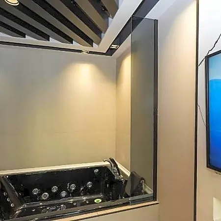 Roe - Taksim 3*