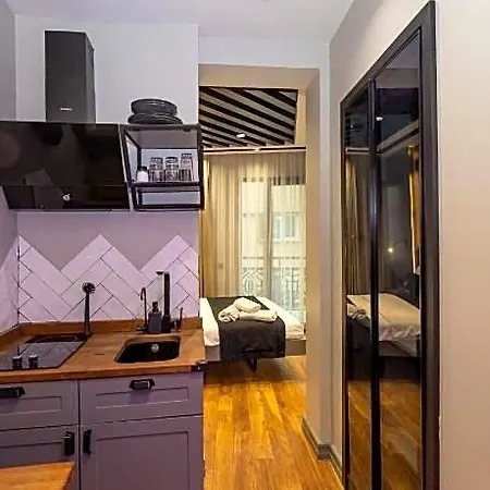 Roe - Taksim 3*